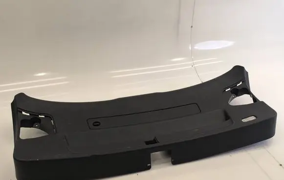 Audi A4 S4 B7 8E 8H Tailgate trim 8K9867979