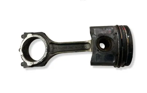Ford Transit Piston with connecting rod H268X
