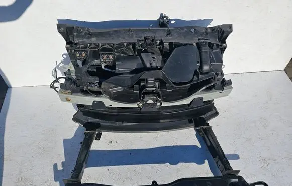Renault Scenic IV - Grand scenic IV Radiator support slam panel 