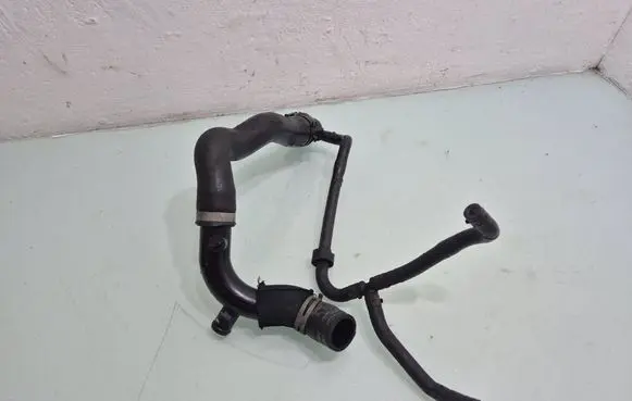 Volkswagen PASSAT CC Engine coolant pipe/hose 3C0121087A