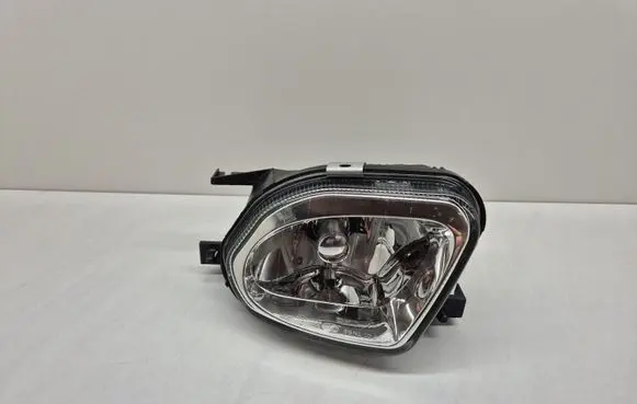 Mercedes-Benz E W211 Front fog light A2118200556
