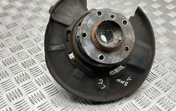 BMW 1 E81 E87 Rear wheel hub spindle/knuckle 