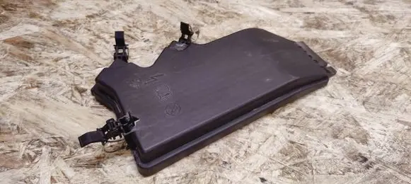 Mercedes-Benz SLK R172 Fuse box cover A1725400082