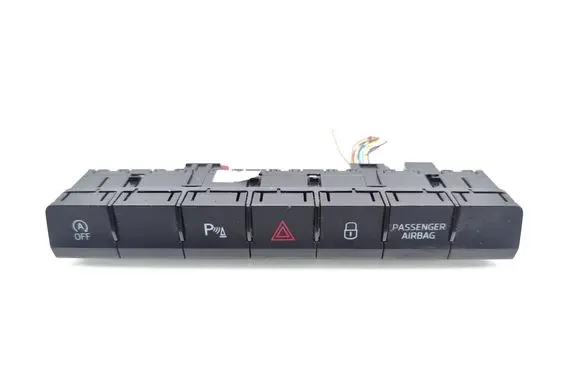 Skoda Karoq Hazard light switch 565927132AK