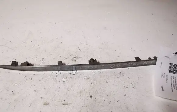Citroen C5 Front bumper splitter molding 9650279077