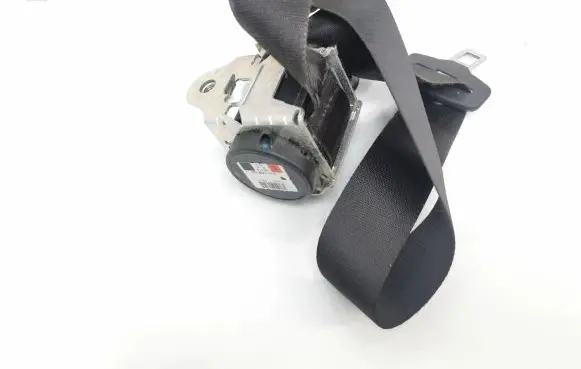 Ford Kuga I Front seatbelt 8V41S61295AB 608730100 610116600a