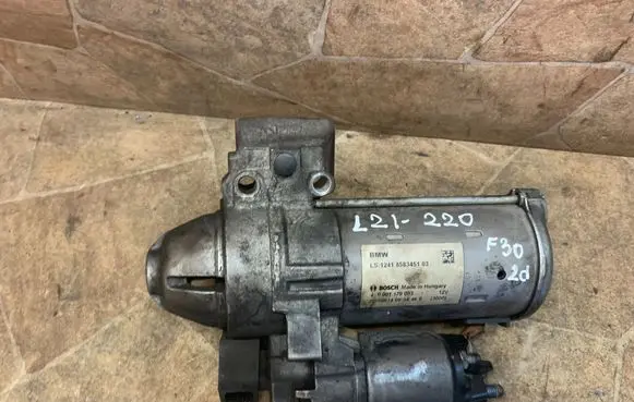BMW 3 F30 F35 F31 Starter motor 8583451