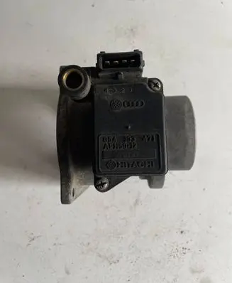 Audi A6 S6 C4 4A Mass air flow meter 054133471 AFH5012