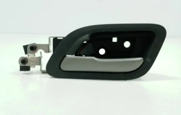 Honda FR-V Front door interior handle 