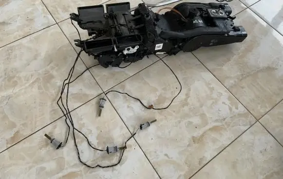 Audi A8 S8 D4 4H Interior heater climate box assembly 4H0820004C
