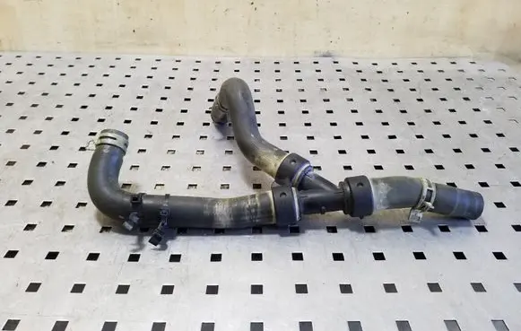 Tesla Model S Electric car engine cooling hoses/pipes 600734500E