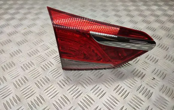 Hyundai i40 Tailgate rear/tail lights 924033Z001