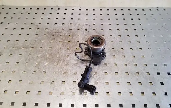 Opel Astra J clutch release bearing 