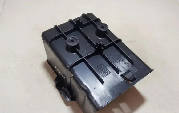 Mercedes-Benz C W203 Other interior part a2038990114