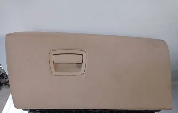 BMW 5 F10 F11 Glove box set 9173907