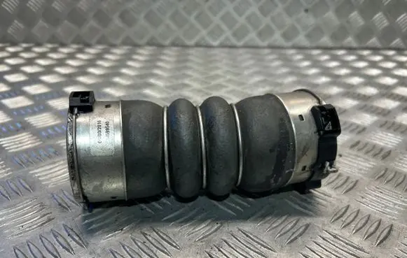 BMW 4 F36 Gran coupe Intercooler hose/pipe 8507706