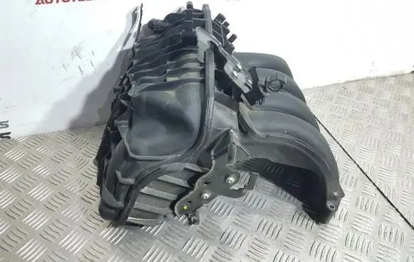 BMW 1 E81 E87 Intake manifold 7560340
