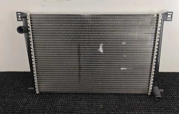 Mini Cooper Countryman R60 Coolant radiator 7535099 G1587003