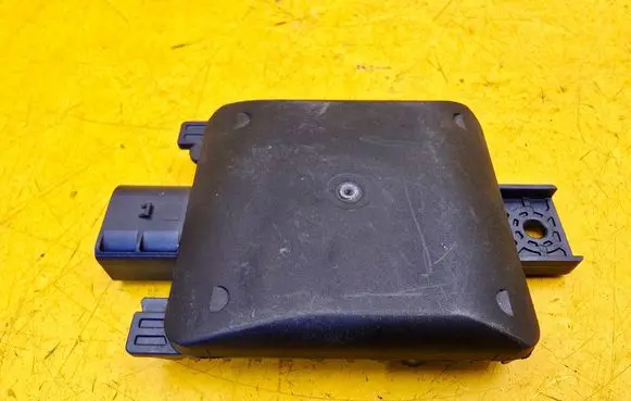 Seat Leon IV Distronic sensor radar 2Q0907686G