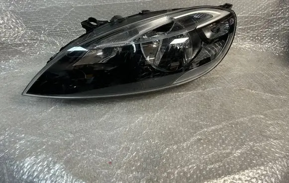 Volvo V40 Headlight/headlamp 31420003 7220100001