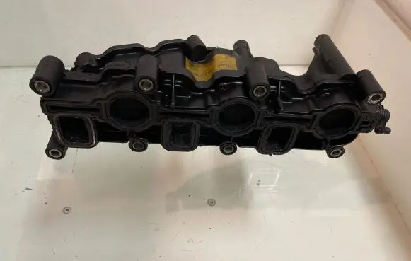 Audi A4 S4 B7 8E 8H Intake manifold 059129711T 47044 900310759