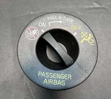 Volvo S90, V90 Passenger airbag on/off switch 31674767 8888767986
