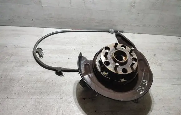 Lexus RC Rear wheel hub