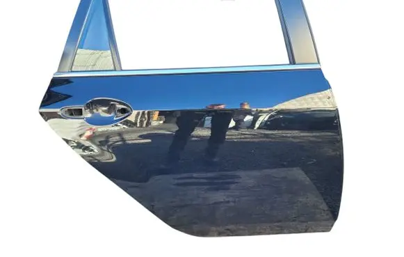 Mazda 6 Rear door