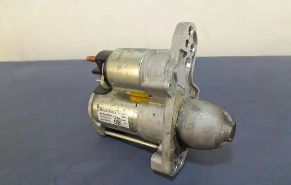 Dacia Jogger Starter motor 233008820R