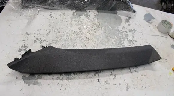 Renault Austral (A) pillar trim