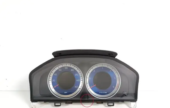 Volvo S60 Speedometer (instrument cluster) 31343497