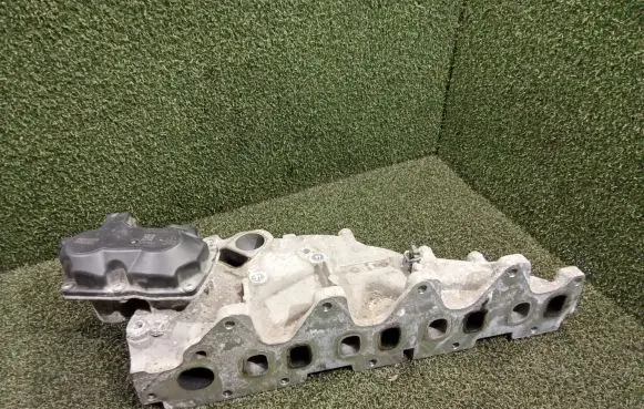 Opel Vivaro Intake manifold 140031243R 147109816R H8201061904