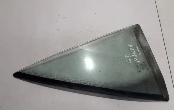 Rear vent window glass