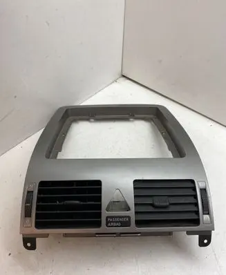Volkswagen Touran I Dash center air vent grill 1T1819728C