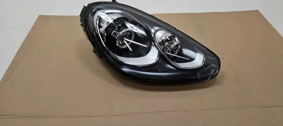 Porsche Cayenne (92A) Headlight/headlamp 7P5941752B