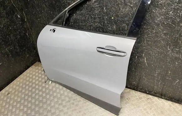 Lexus LBX Front door