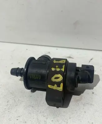 Volvo V50 Vacuum valve 8653909