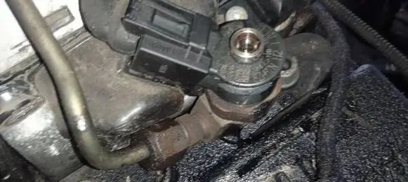 BMW 7 E65 E66 Fuel injector 0445110122 7788812