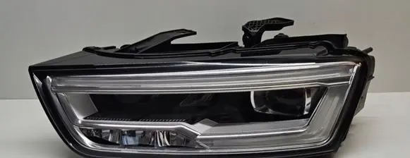 Audi Q3 8U Headlight/headlamp 8U0941033