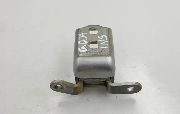 Opel Insignia A Rear door lower hinge A046574
