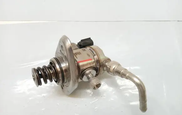 Ford Puma Fuel injection high pressure pump H5BG-9D376-AA