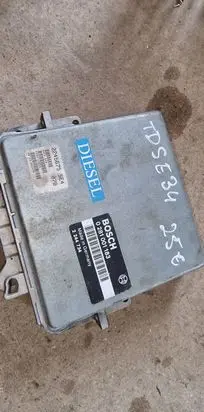BMW 5 E34 Engine control unit/module 2245675 0281001183