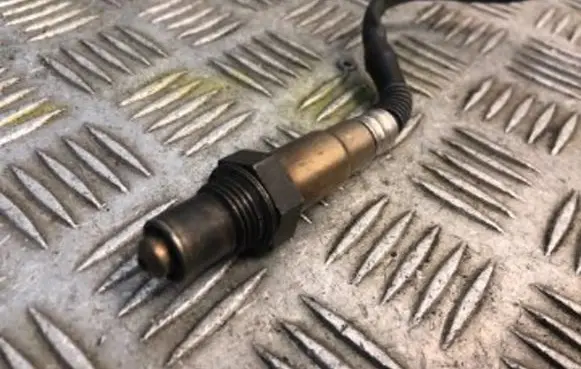 BMW 1 E81 E87 Lambda probe sensor 7791600