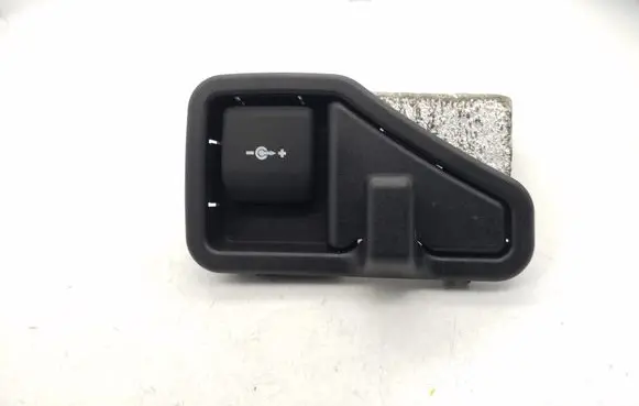 BMW 3 F30 F35 F31 12 V Socket (rear) 7462717