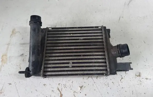Dacia Sandero II Intercooler radiator