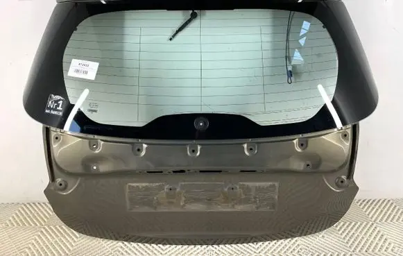 Toyota Yaris Tailgate/trunk/boot lid 