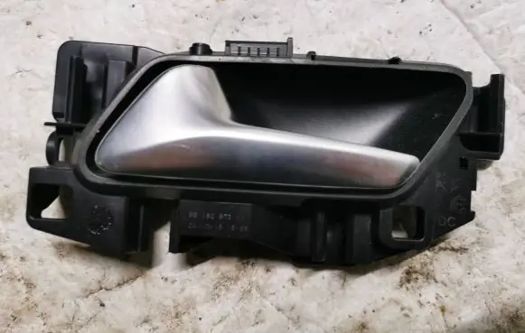 Opel Combo E Front door interior handle 98182873