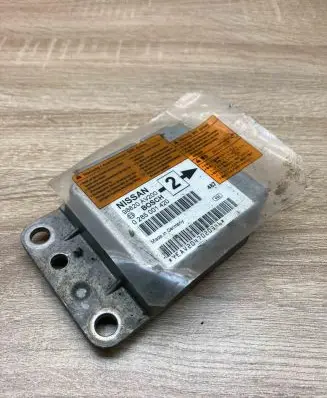 Nissan Primera Airbag control unit/module 98820AV200 0285001420 WithPlug