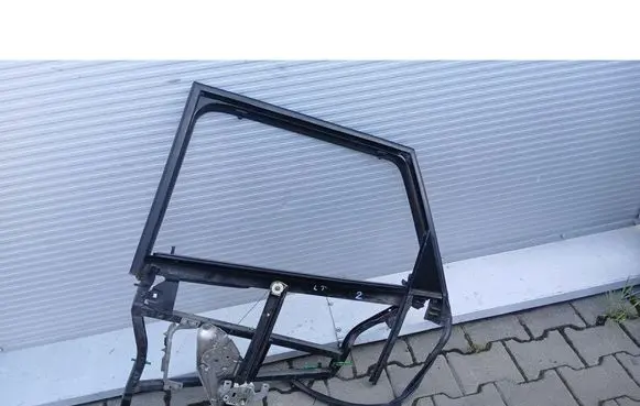Audi A6 Allroad C5 Front door window/glass frame PODNOSNIKAUDI