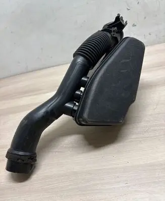 Intake resonator